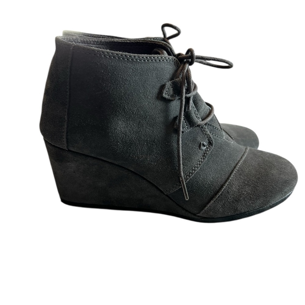 TOMS Women’s size 9.5 Kala wedge desert ankle boots in forged grey suede - Picture 6 of 9